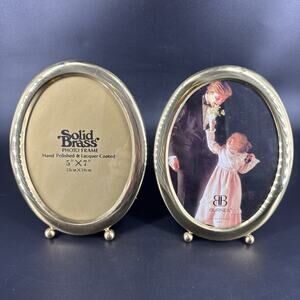 Vintage Solid Brass Oval Picture Frames 5x7 Footed Freestanding MCM Style